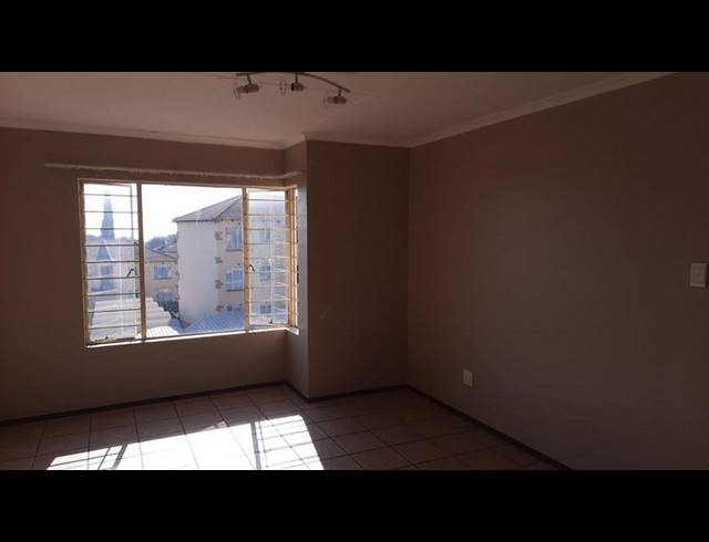 2 BEDROOM APARTMENT FOR SALE IN REYNO RIDGE